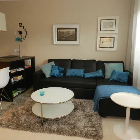 Palm Apartment *